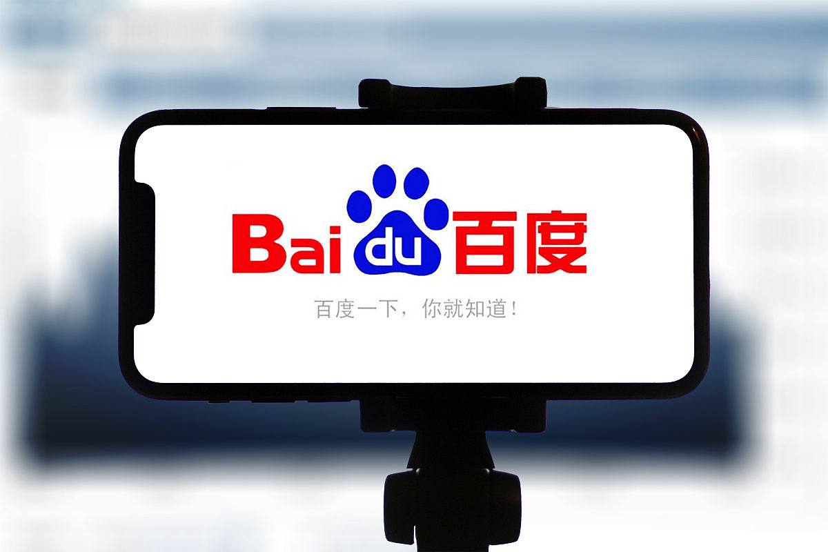 易立竞想带走三个主持人